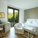 Teomida Otel