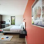 Teomida Otel