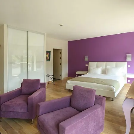 Hotel Teomida