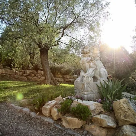 Hotel Teomida 3*