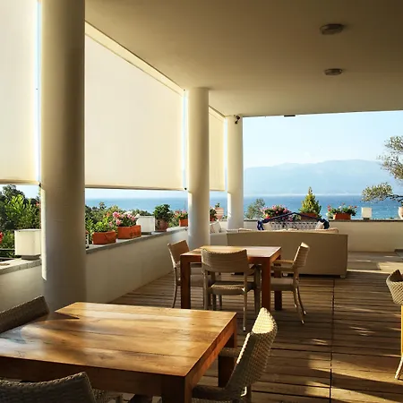 Teomida Otel Iskele